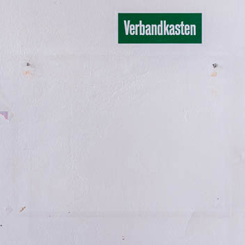 Missing Verbandkasten white wall
